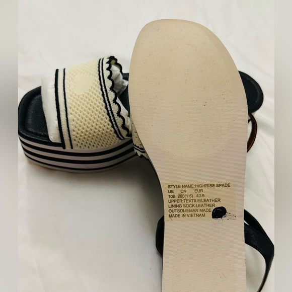 KATE SPADE HIGHRISE SPADE BLACK OPTIC WHITE KNIT RUNWAY PLATFORM SIZE 11-$158 - Picture 2 of 3